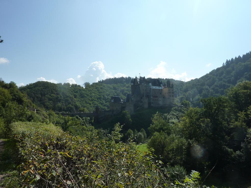 Speedys Gaestehaus Baar  Экстерьер фото